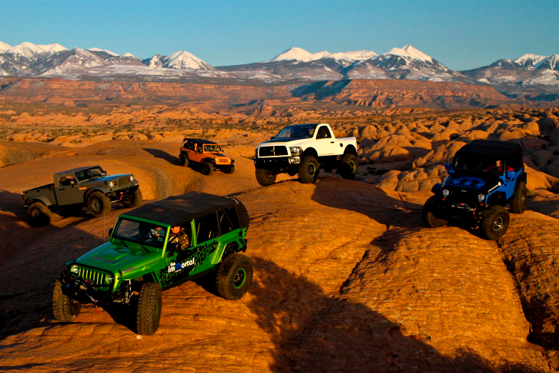 Illustration for article titled Extreme Mopar Off-Road Rams, Jeeps Justify Chrysler's Existence